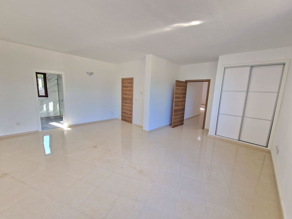 4 soveværelse Villa til salg i Sotogrande med garage - € 1.980.000 (Ref: 9926547)