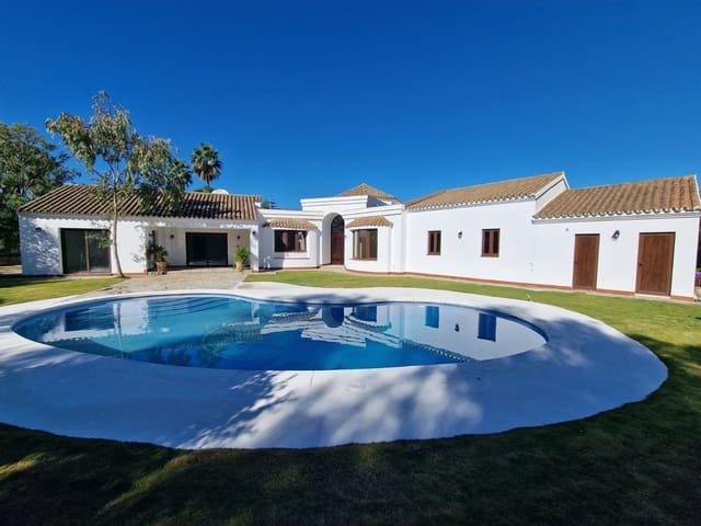 4 soveværelse Villa til salg i Sotogrande Alto, San Roque med garage - € 1.980.000 (Ref: 9926547)