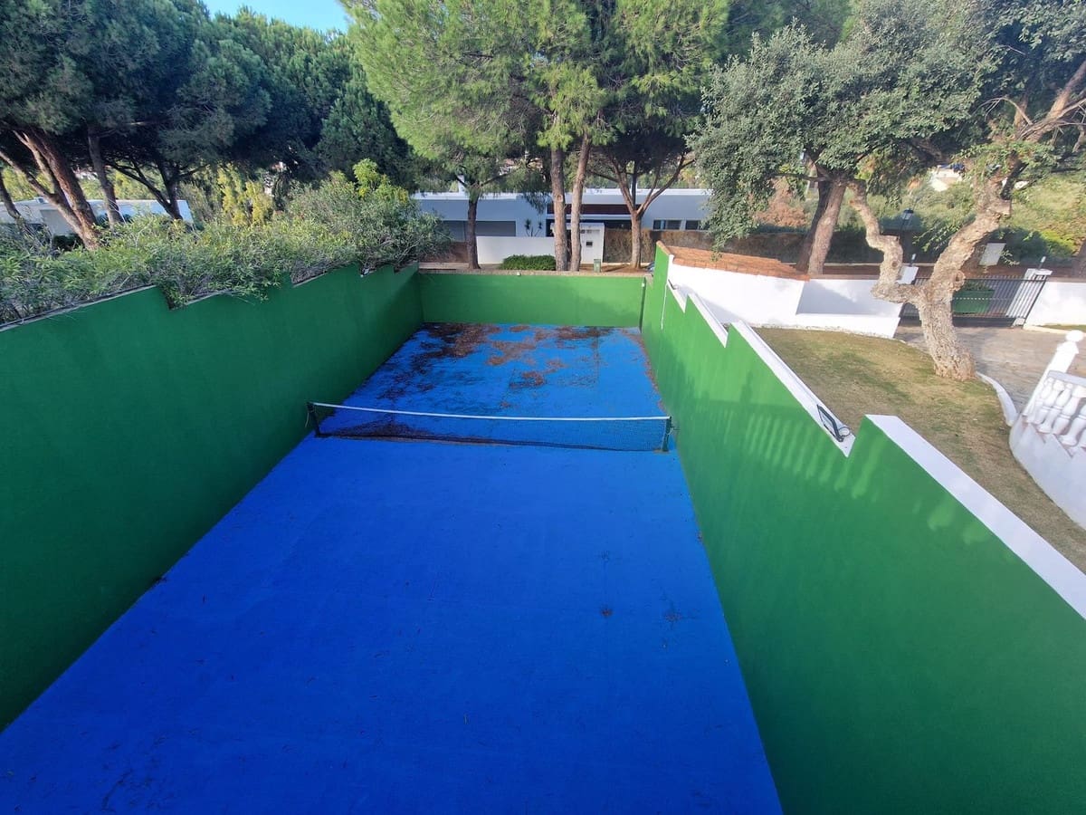 4 soveværelse Villa til salg i Sotogrande med garage - € 1.980.000 (Ref: 9926547)
