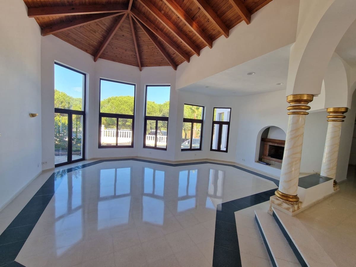 4 soveværelse Villa til salg i Sotogrande med garage - € 1.980.000 (Ref: 9926547)