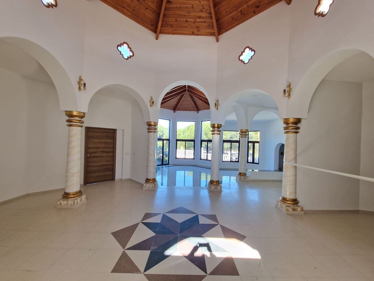 4 soveværelse Villa til salg i Sotogrande med garage - € 1.980.000 (Ref: 9926547)