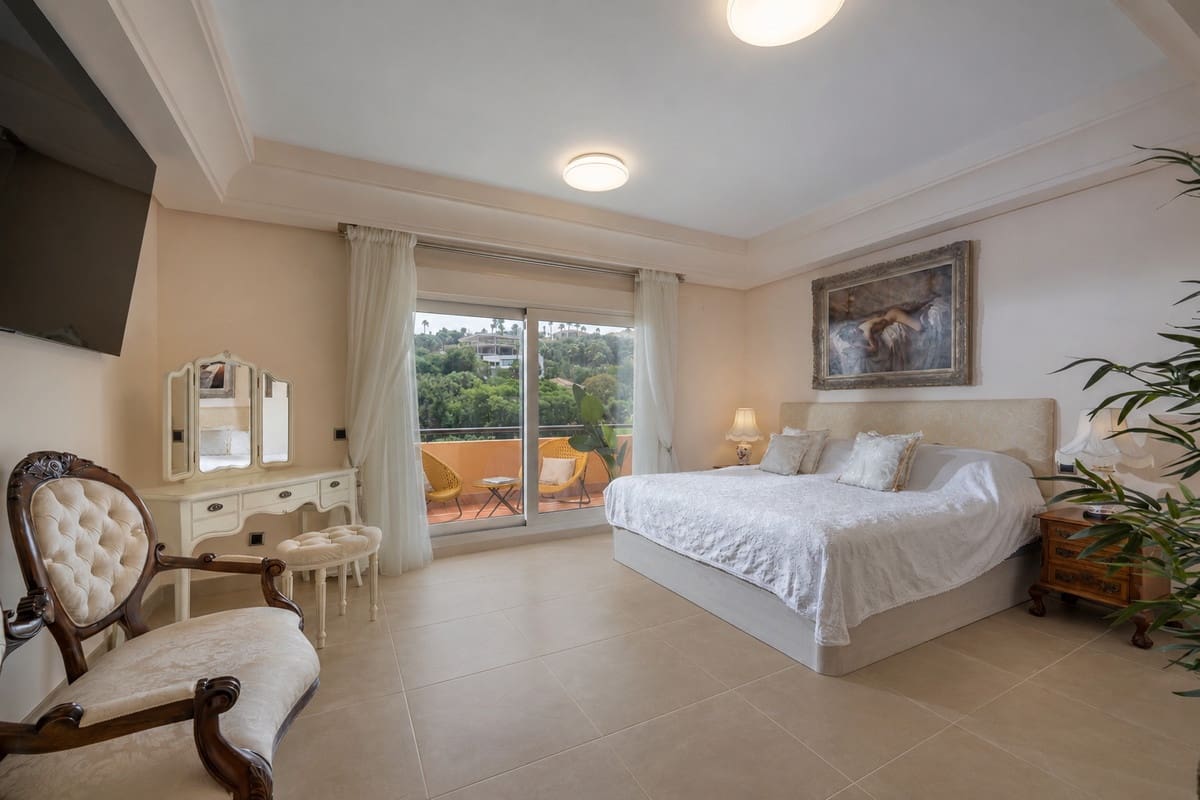 3 sovrum Lägenhet till salu i Sotogrande - 785 000 € (Ref: 9926551)