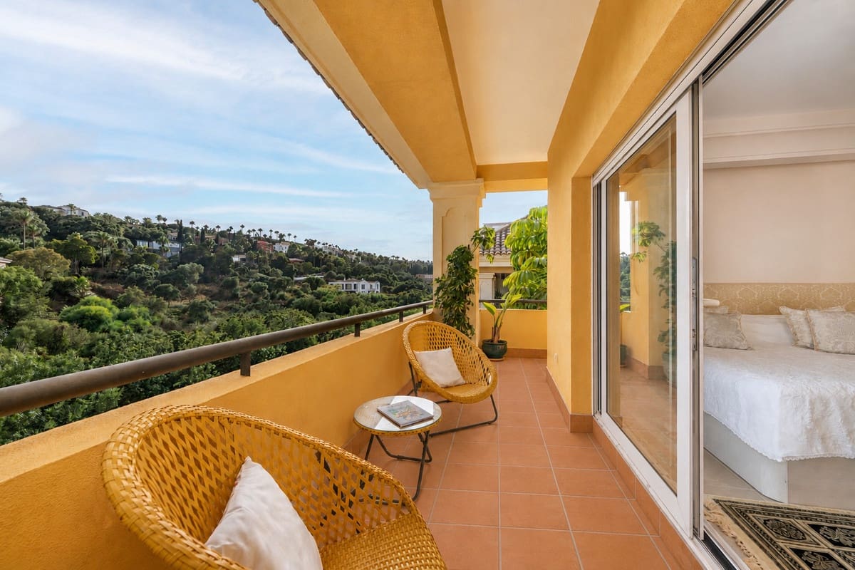 3 sovrum Lägenhet till salu i Sotogrande - 785 000 € (Ref: 9926551)