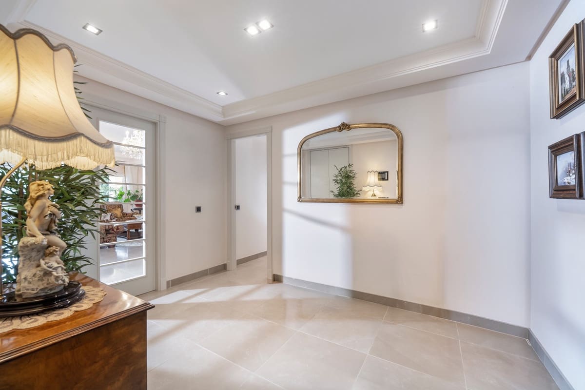 3 sovrum Lägenhet till salu i Sotogrande - 785 000 € (Ref: 9926551)