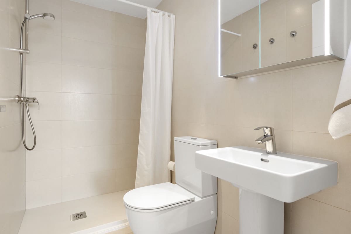 2 bedroom Apartment for sale in Las Lagunas de Mijas - € 485,000 (Ref: 9928092)