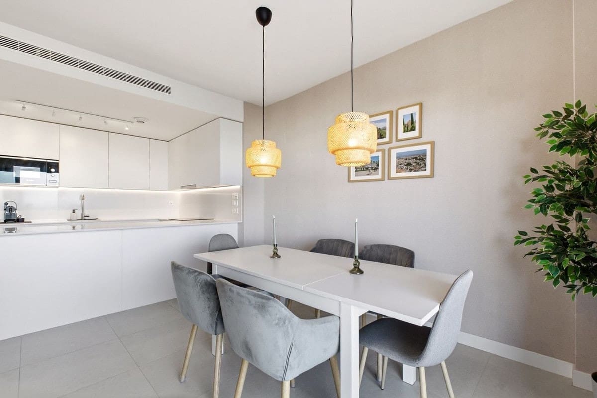 2 soverom Leilighet til salgs i La Cala de Mijas - € 469 000 (Ref: 9928097)