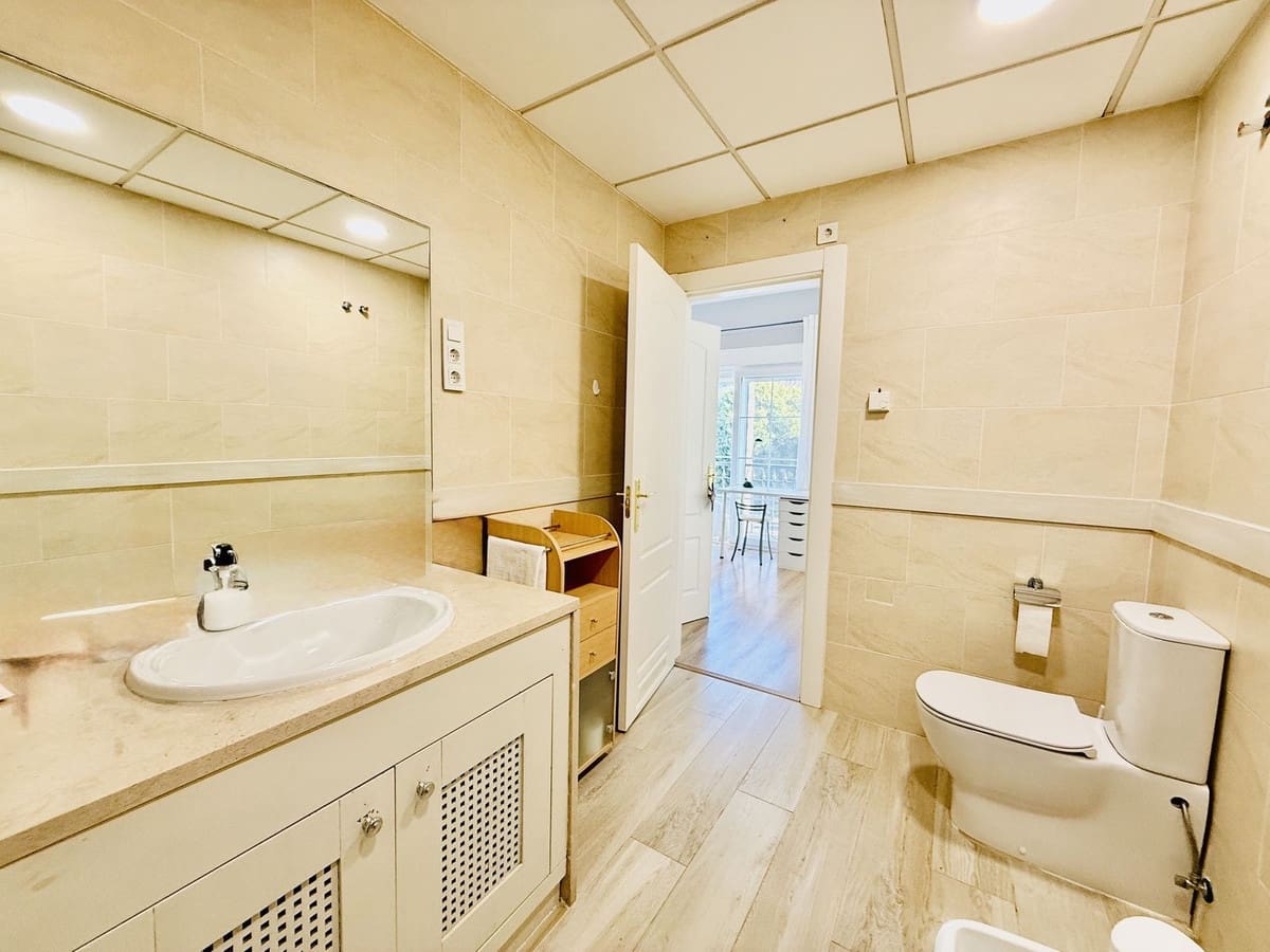 3 bedroom Townhouse for sale in Alhaurin de la Torre with garage - € 465,000 (Ref: 9928099)