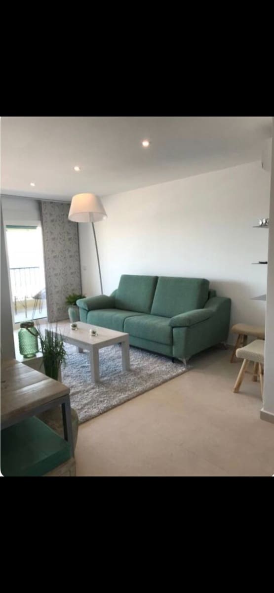 2 bedroom Apartment for sale in Fuengirola - € 480,000 (Ref: 9928100)