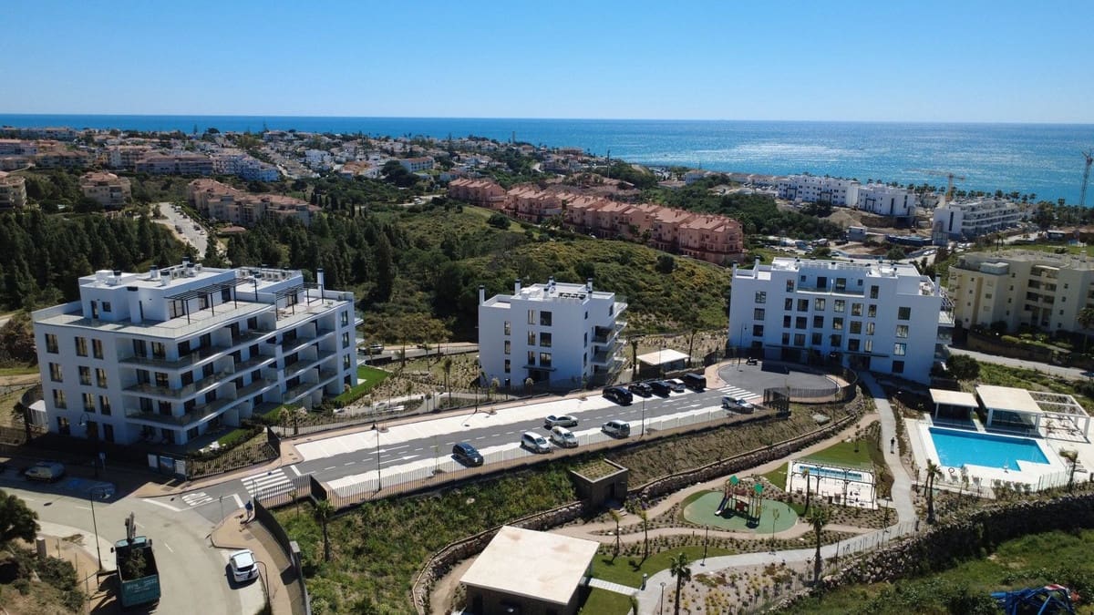 2 Zimmer Apartment zu verkaufen in Mijas Costa mit Garage - 480.000 € (Ref: 9928101)