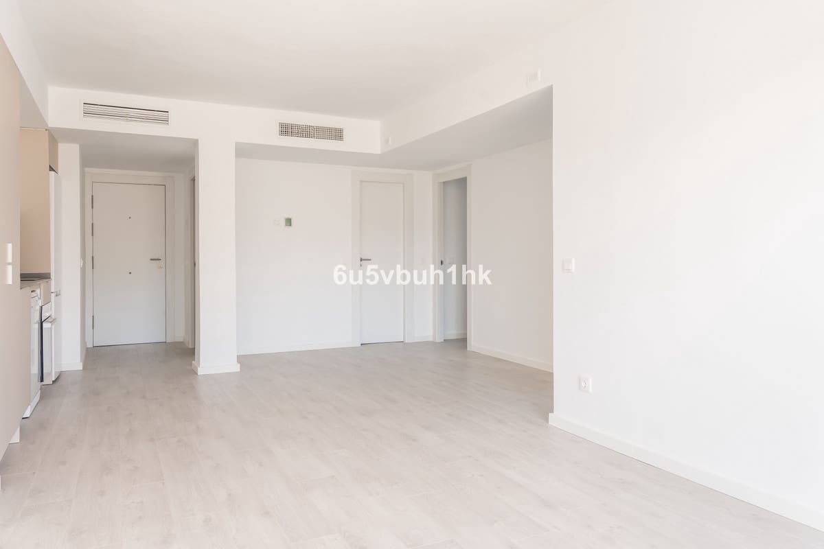 3 bedroom Apartment for sale in Fuengirola - € 450,000 (Ref: 9928107)