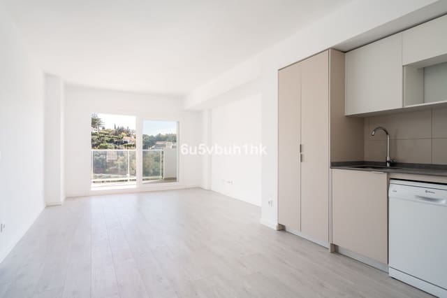 3 bedroom Apartment for sale in Fuengirola - € 450,000 (Ref: 9928107)