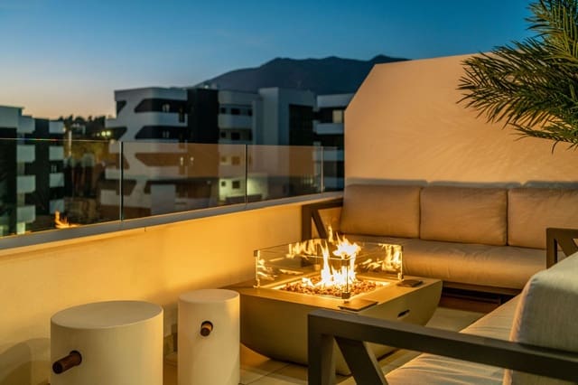 2 soveværelse Lejlighed til salg i Fuengirola med swimmingpool garage - € 450.000 (Ref: 9928110)