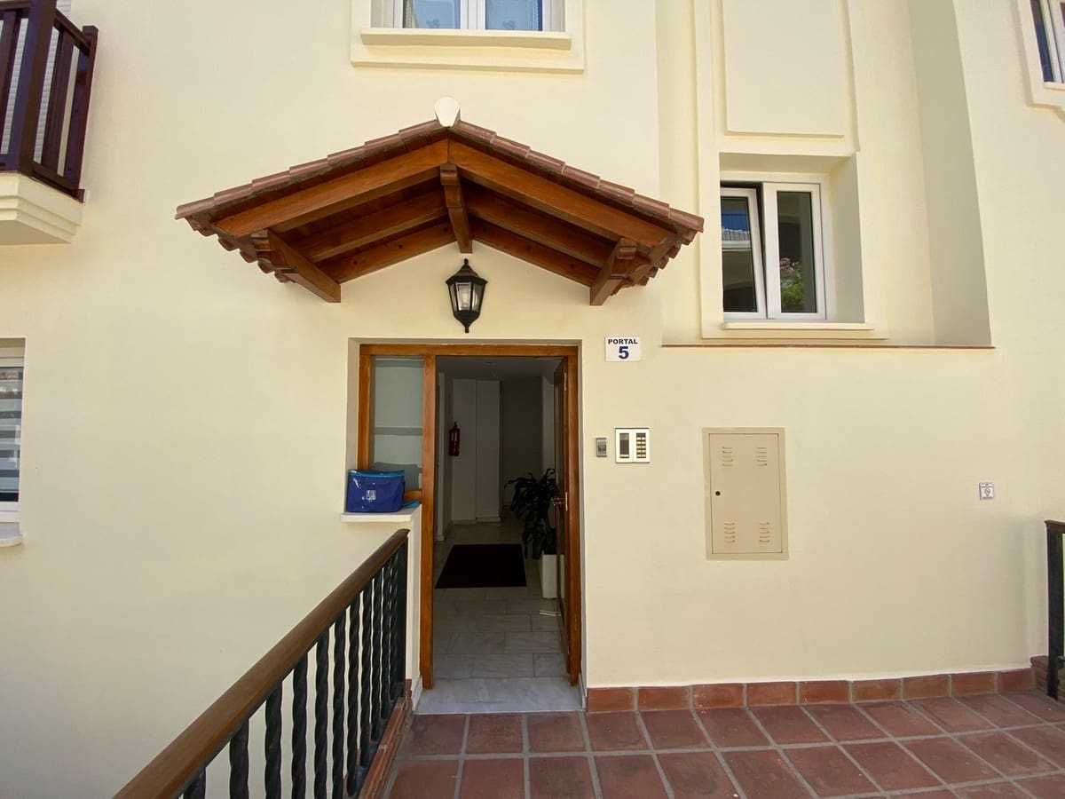 2 chambre Appartement à vendre à Carvajal avec garage - 450 000 € (Ref: 9928111)
