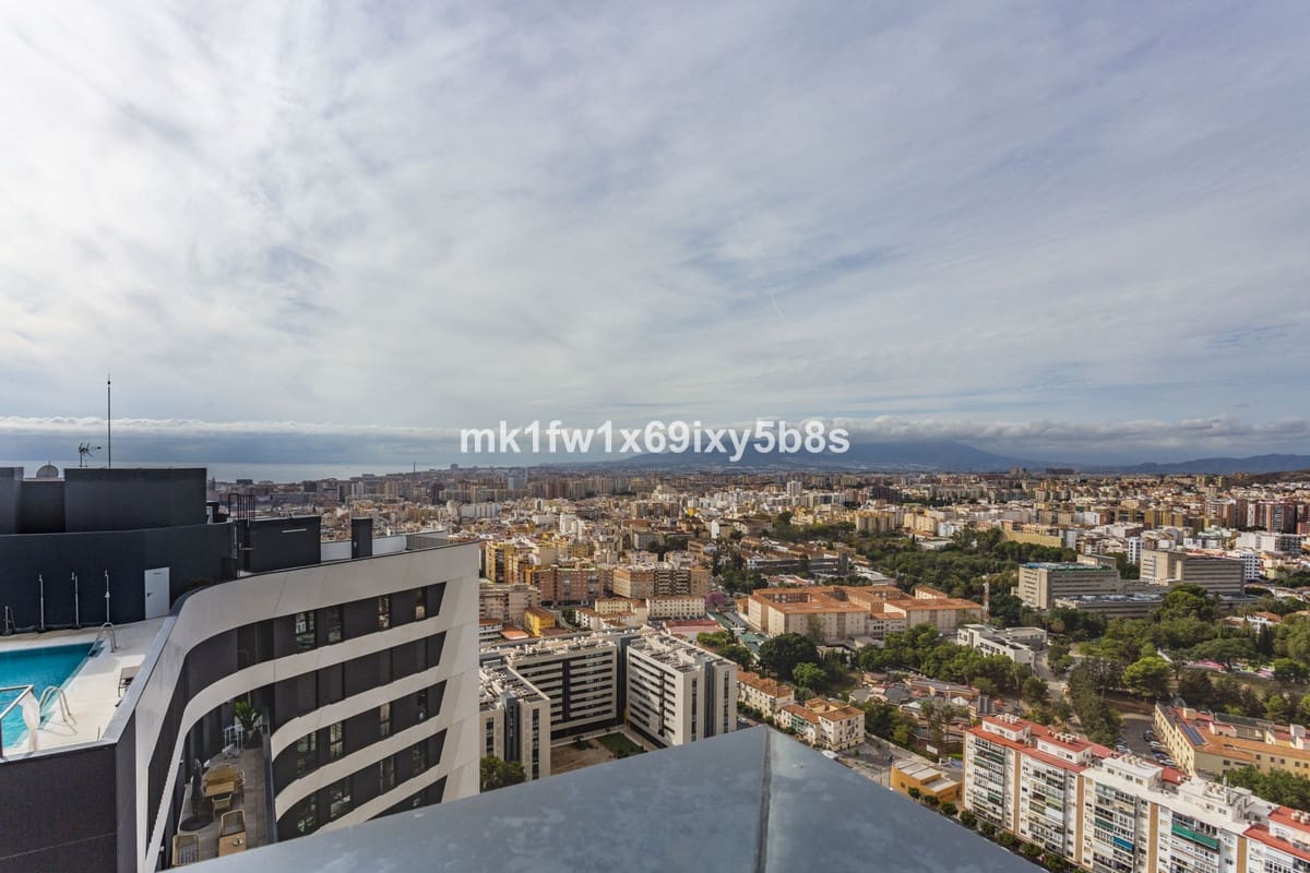 2 makuuhuone Huoneisto myytävänä paikassa Malaga kaupunki - 447 000 € (Ref: 9928116)