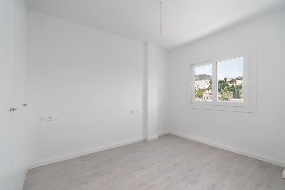 3 sovrum Lägenhet till salu i Fuengirola - 450 000 € (Ref: 9928118)
