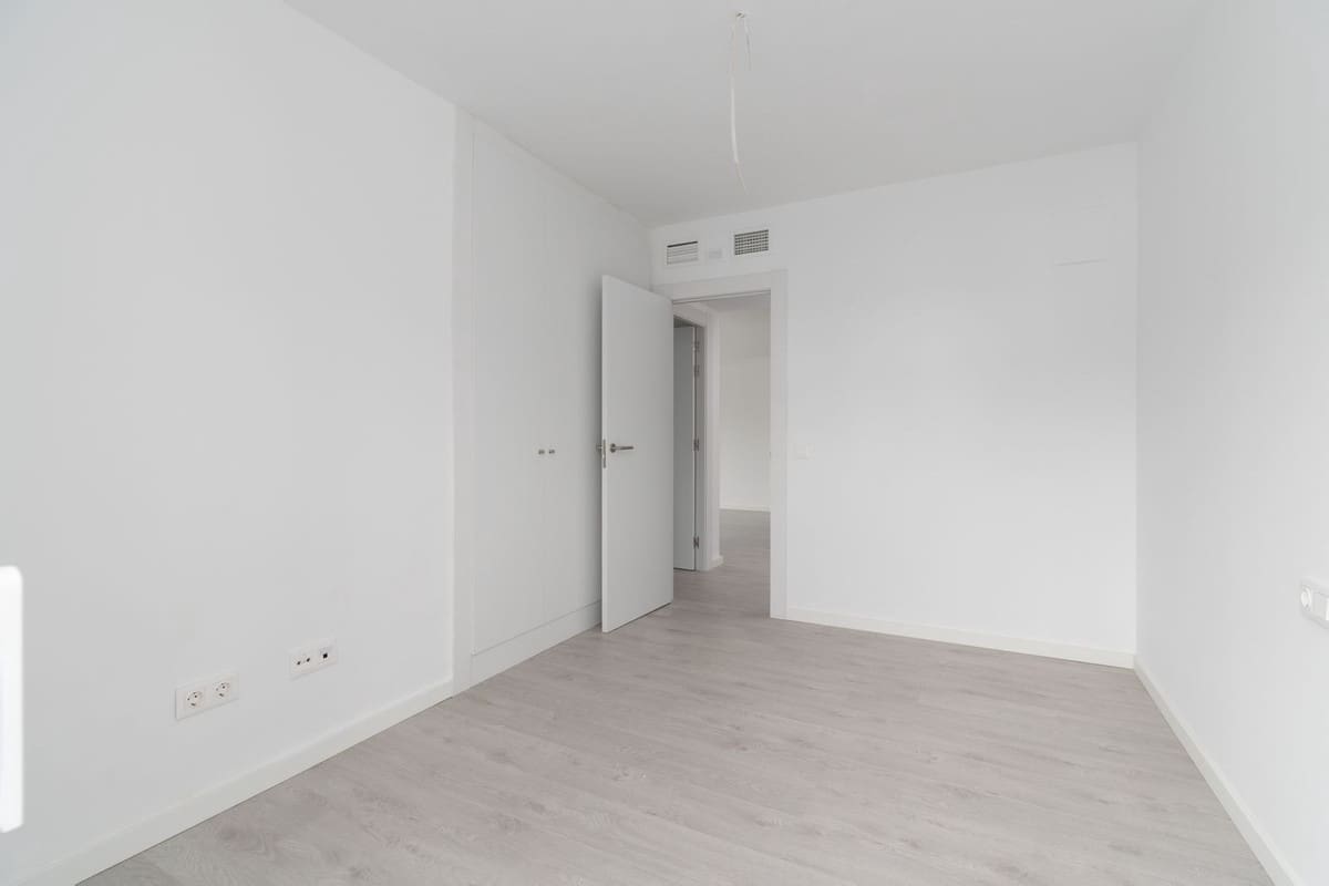 3 sovrum Lägenhet till salu i Fuengirola - 450 000 € (Ref: 9928118)