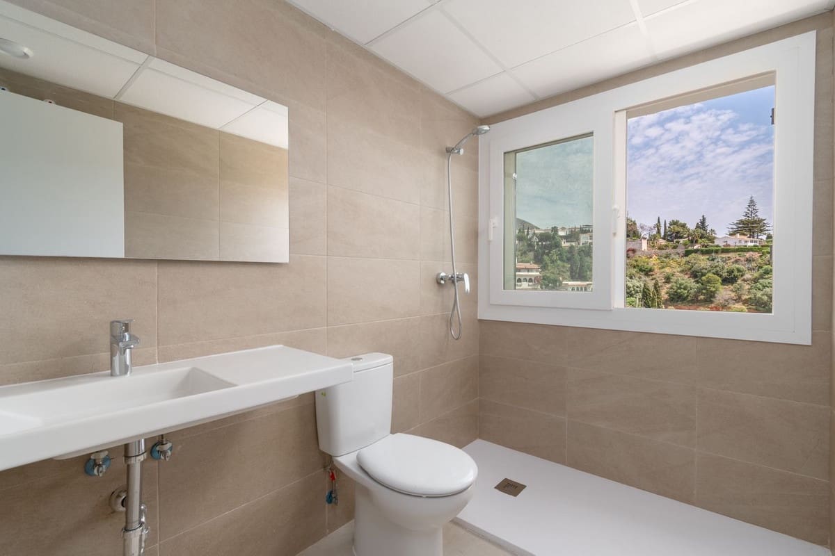 3 sovrum Lägenhet till salu i Fuengirola - 450 000 € (Ref: 9928118)