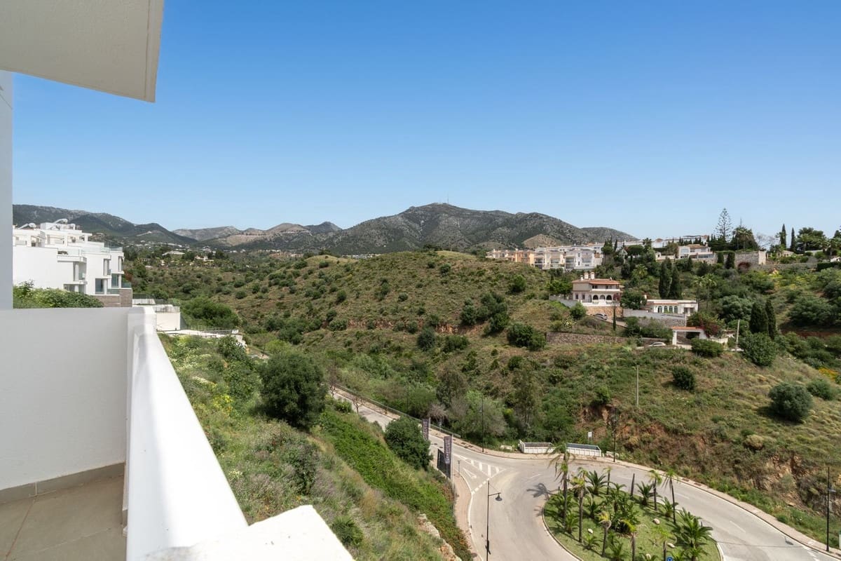 3 sovrum Lägenhet till salu i Fuengirola - 450 000 € (Ref: 9928118)
