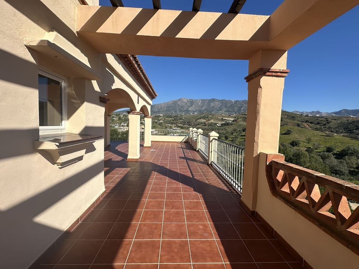 3 Zimmer Apartment zu verkaufen in Mijas Golf mit Garage - 440.000 € (Ref: 9928120)