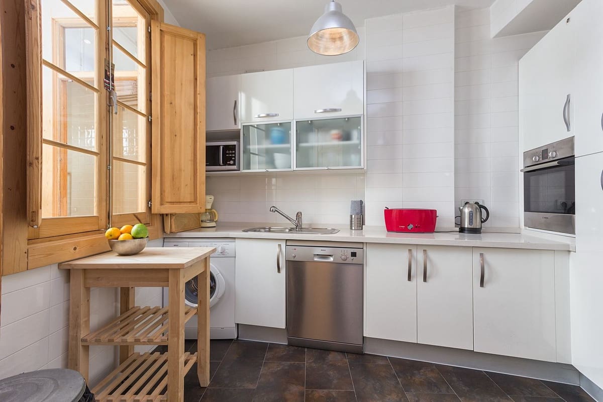 2 soveværelse Lejlighed til salg i Malaga by - € 439.999 (Ref: 9928121)