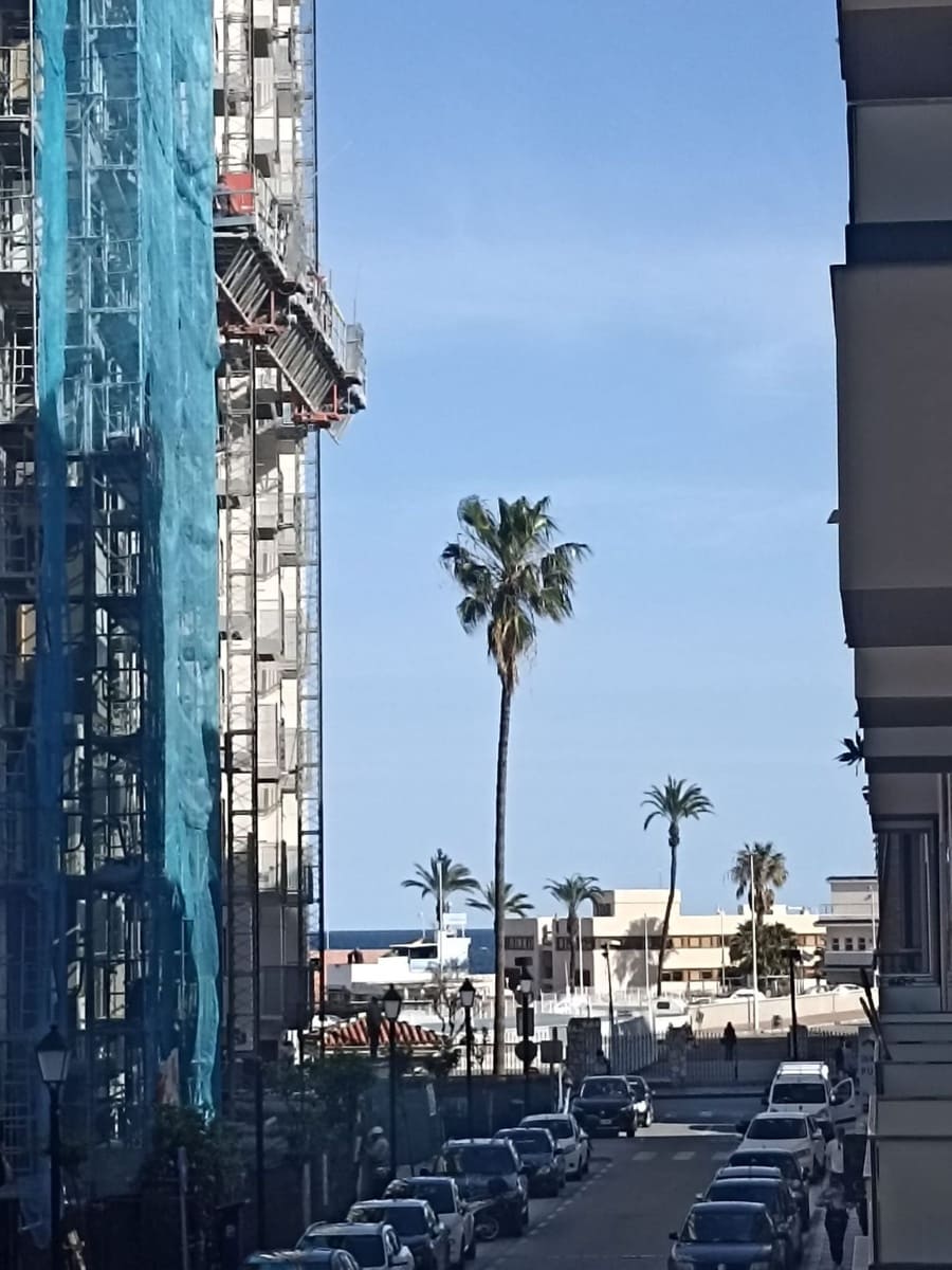 3 slaapkamer Appartement te koop in Fuengirola - € 439.000 (Ref: 9928122)