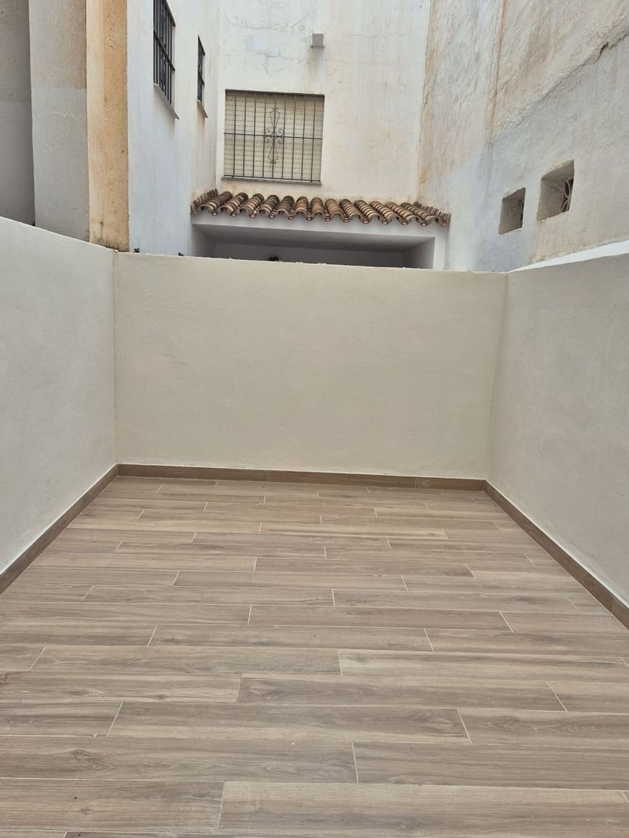 3 slaapkamer Appartement te koop in Fuengirola - € 439.000 (Ref: 9928122)