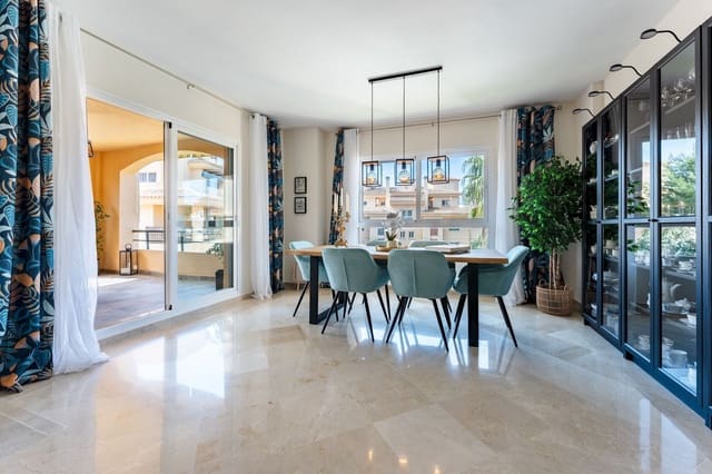 3 slaapkamer Appartement te koop in Sitio de Calahonda, Mijas - € 429.000 (Ref: 9928132)