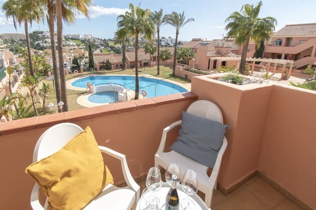 4 soveværelse Lejlighed til salg i Mijas Costa, Mijas - € 425.000 (Ref: 9928136)
