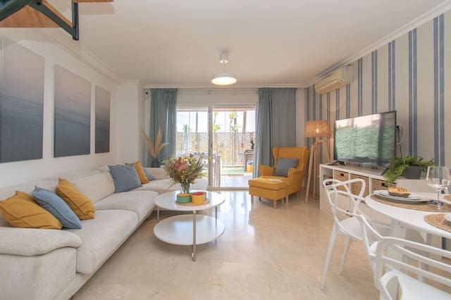 4 soveværelse Lejlighed til salg i Mijas Costa, Mijas - € 425.000 (Ref: 9928136)