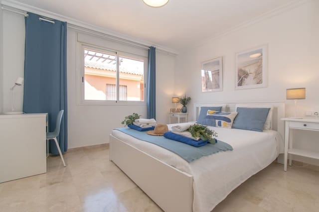 4 soveværelse Lejlighed til salg i Mijas Costa, Mijas - € 425.000 (Ref: 9928136)