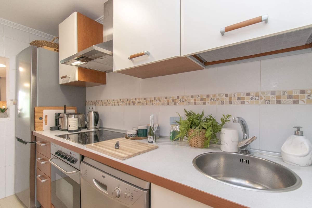 4 soveværelse Lejlighed til salg i Mijas Costa - € 425.000 (Ref: 9928136)