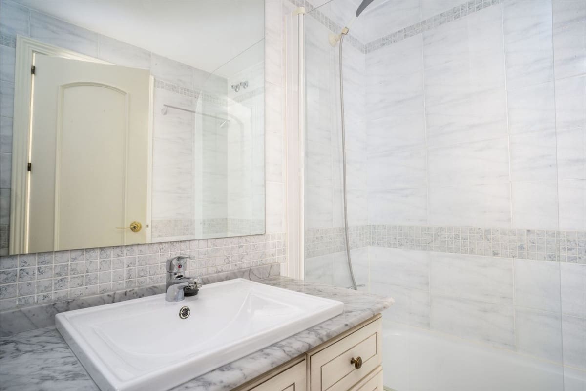 Apartamento de 3 habitaciones en Arroyo de la Miel en venta - 425.000 € (Ref: 9928137)