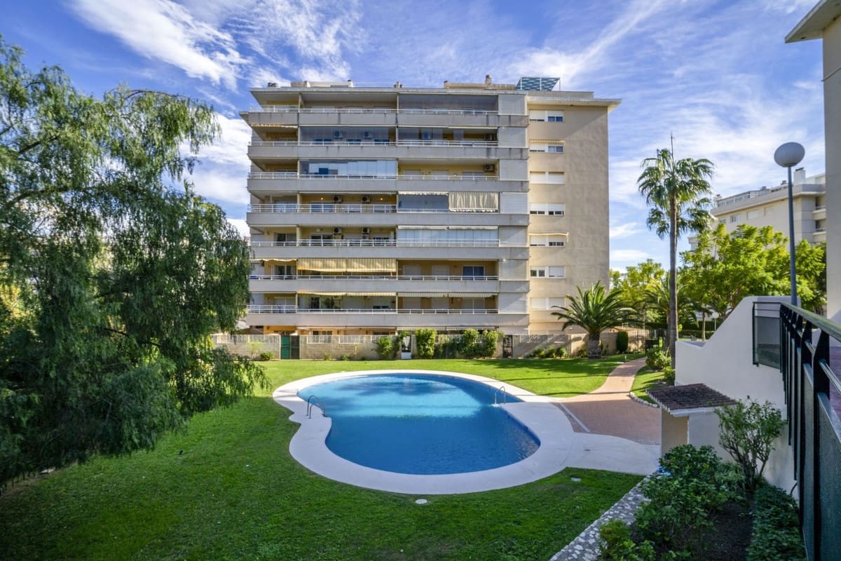 Apartamento de 3 habitaciones en Arroyo de la Miel en venta - 425.000 € (Ref: 9928137)