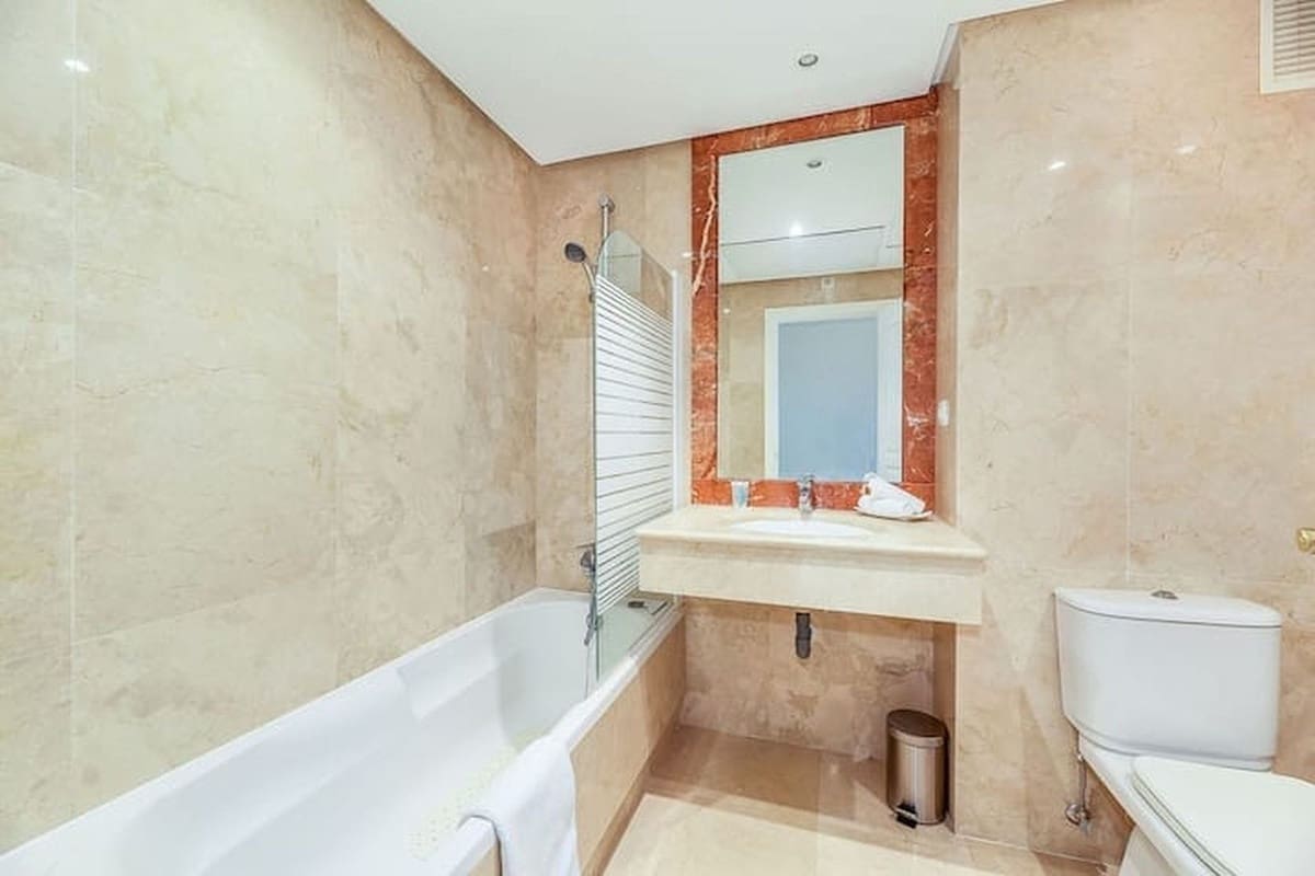 3 bedroom Apartment for sale in Mijas Golf - € 425,000 (Ref: 9928138)