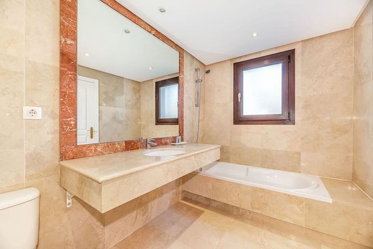 3 bedroom Apartment for sale in Mijas Golf - € 425,000 (Ref: 9928138)