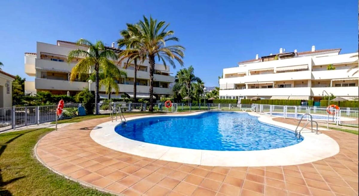 Apartamento de 2 habitaciones en Mijas Golf en venta - 420.000 € (Ref: 9928141)
