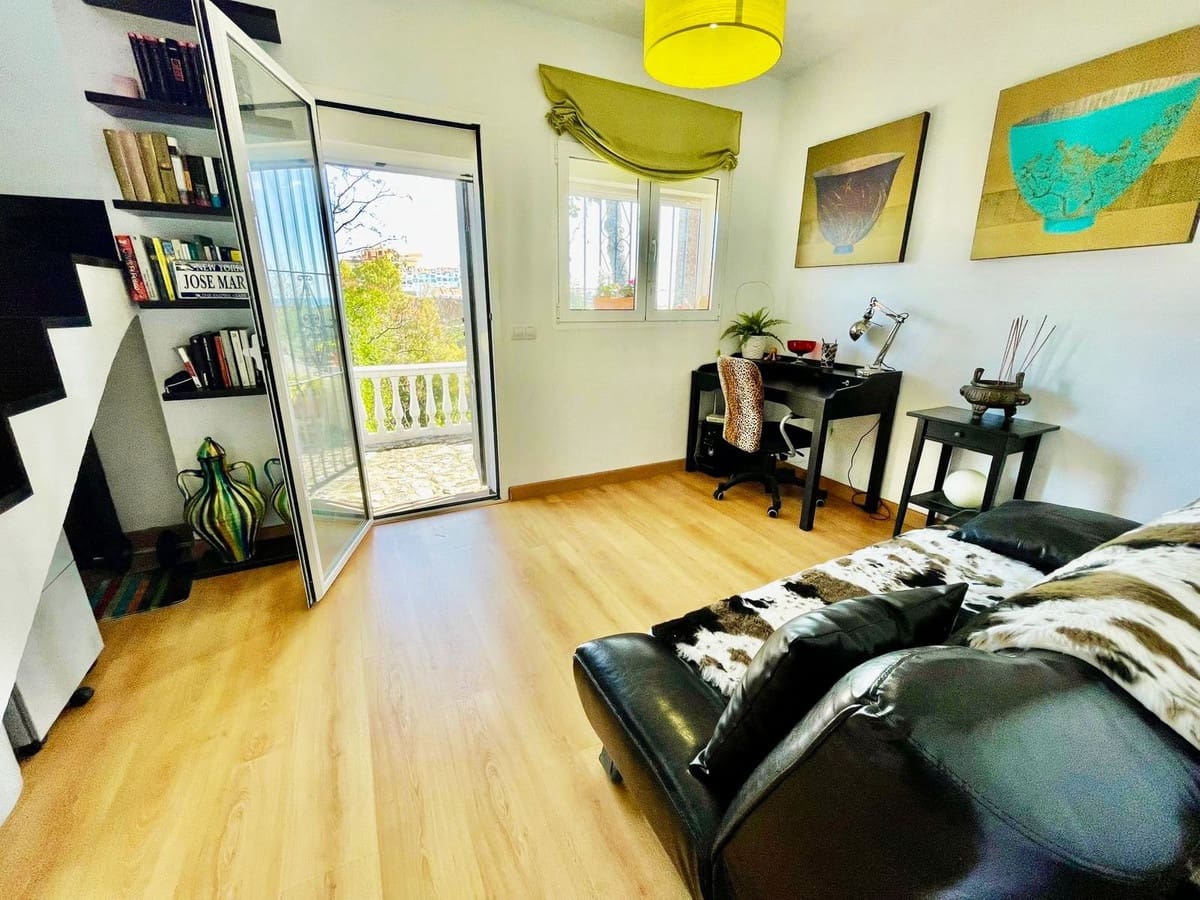 2 soveværelse Byhus til salg i Benalmadena Costa - € 418.000 (Ref: 9928145)