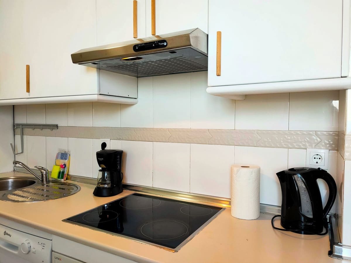 2 bedroom Apartment for sale in Fuengirola with garage - € 419,000 (Ref: 9928147)