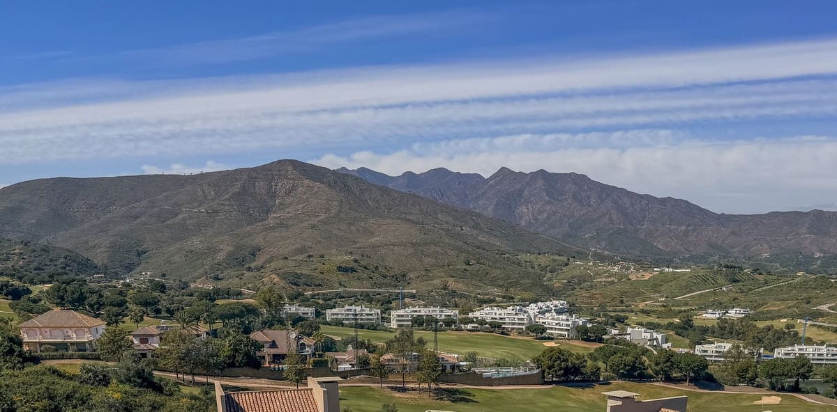 2 sovrum Lägenhet till salu i La Cala Golf med garage - 499 000 € (Ref: 9928342)