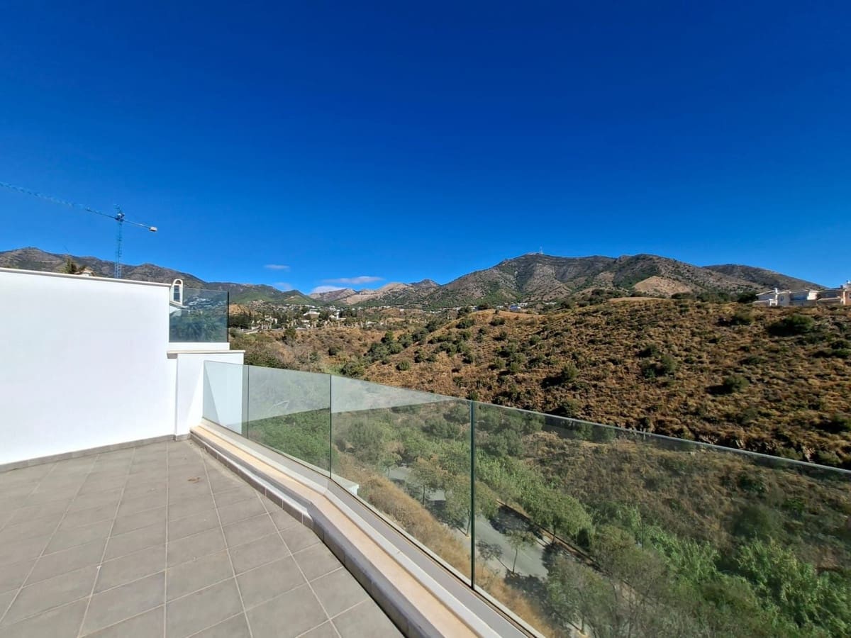 3 quarto Casa em Banda para venda em Fuengirola - 499 000 € (Ref: 9928343)