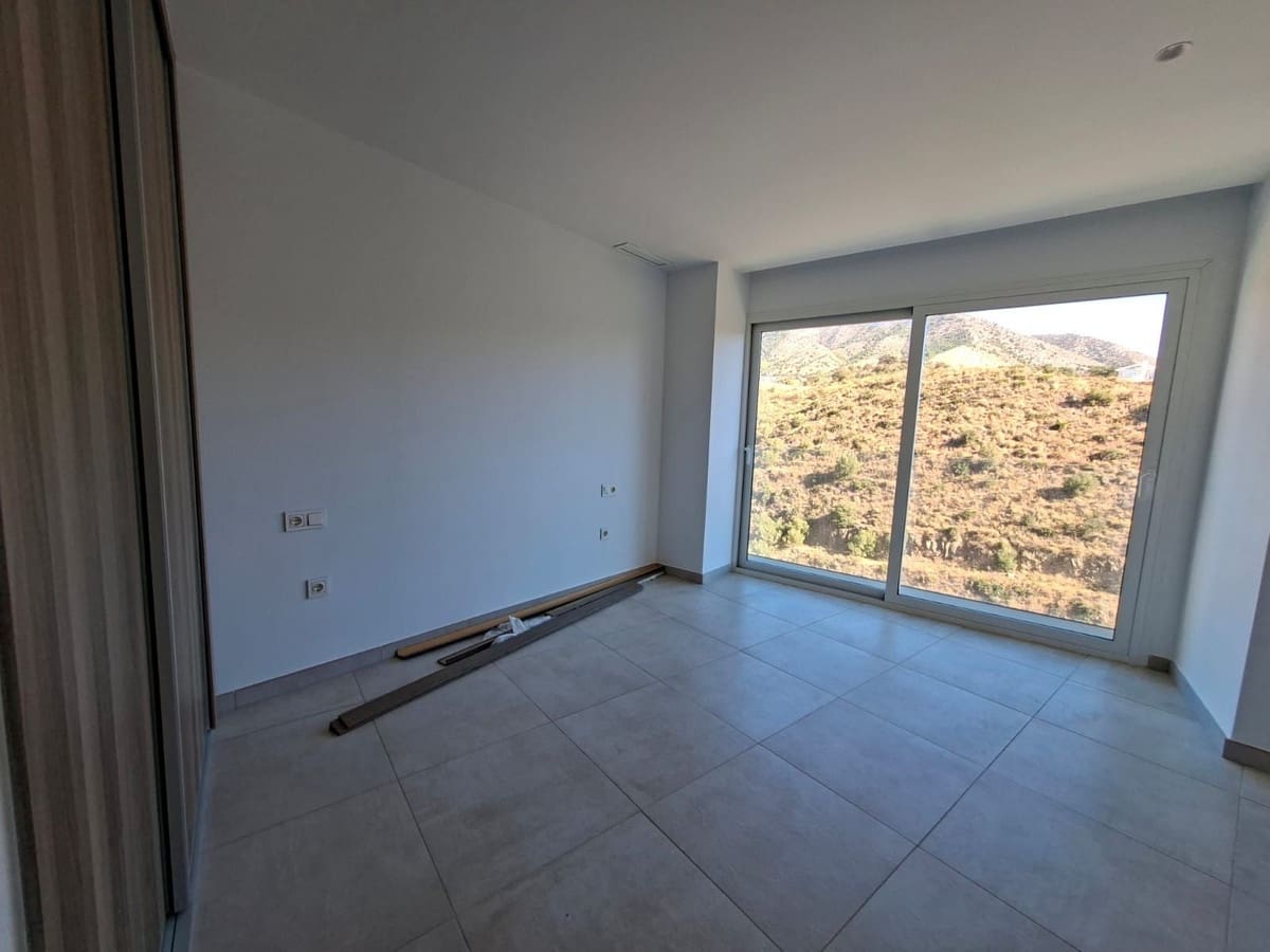 3 quarto Casa em Banda para venda em Fuengirola - 499 000 € (Ref: 9928343)