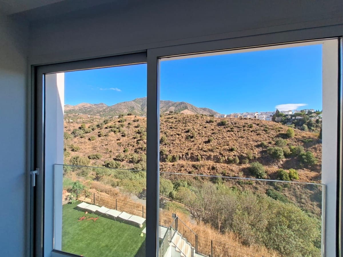 3 quarto Casa em Banda para venda em Fuengirola - 499 000 € (Ref: 9928343)