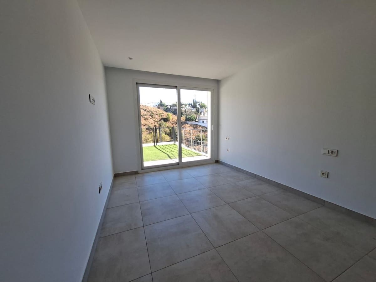 3 quarto Casa em Banda para venda em Fuengirola - 499 000 € (Ref: 9928343)