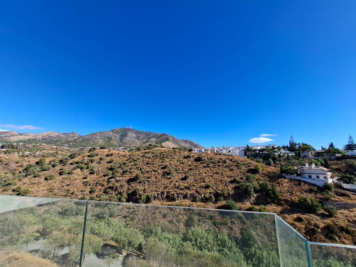 3 quarto Casa em Banda para venda em Fuengirola - 499 000 € (Ref: 9928343)