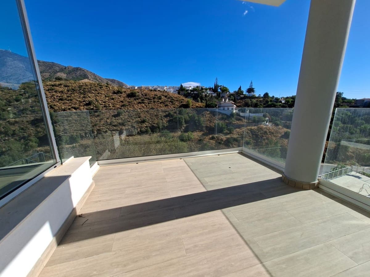 3 quarto Casa em Banda para venda em Fuengirola - 499 000 € (Ref: 9928343)
