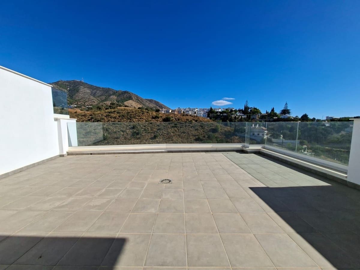 3 quarto Casa em Banda para venda em Fuengirola - 499 000 € (Ref: 9928343)