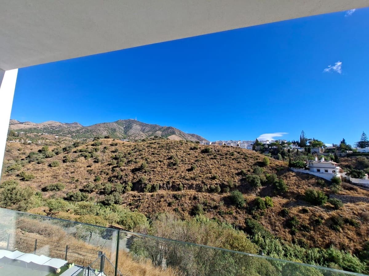 3 quarto Casa em Banda para venda em Fuengirola - 499 000 € (Ref: 9928343)