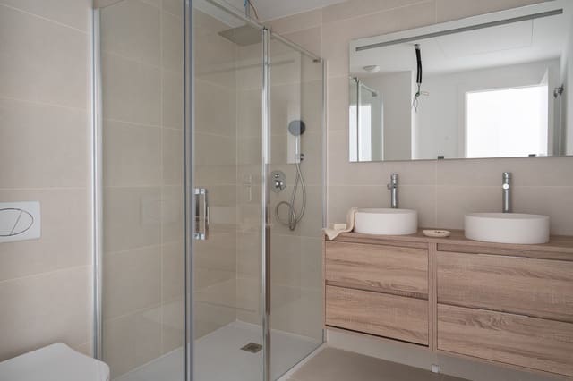 2 soveværelse Lejlighed til salg i Fuengirola med swimmingpool garage - € 495.000 (Ref: 9928348)