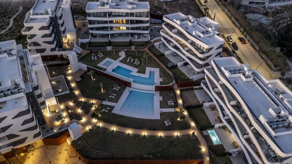 2 soveværelse Lejlighed til salg i Fuengirola - € 479.000 (Ref: 9928351)