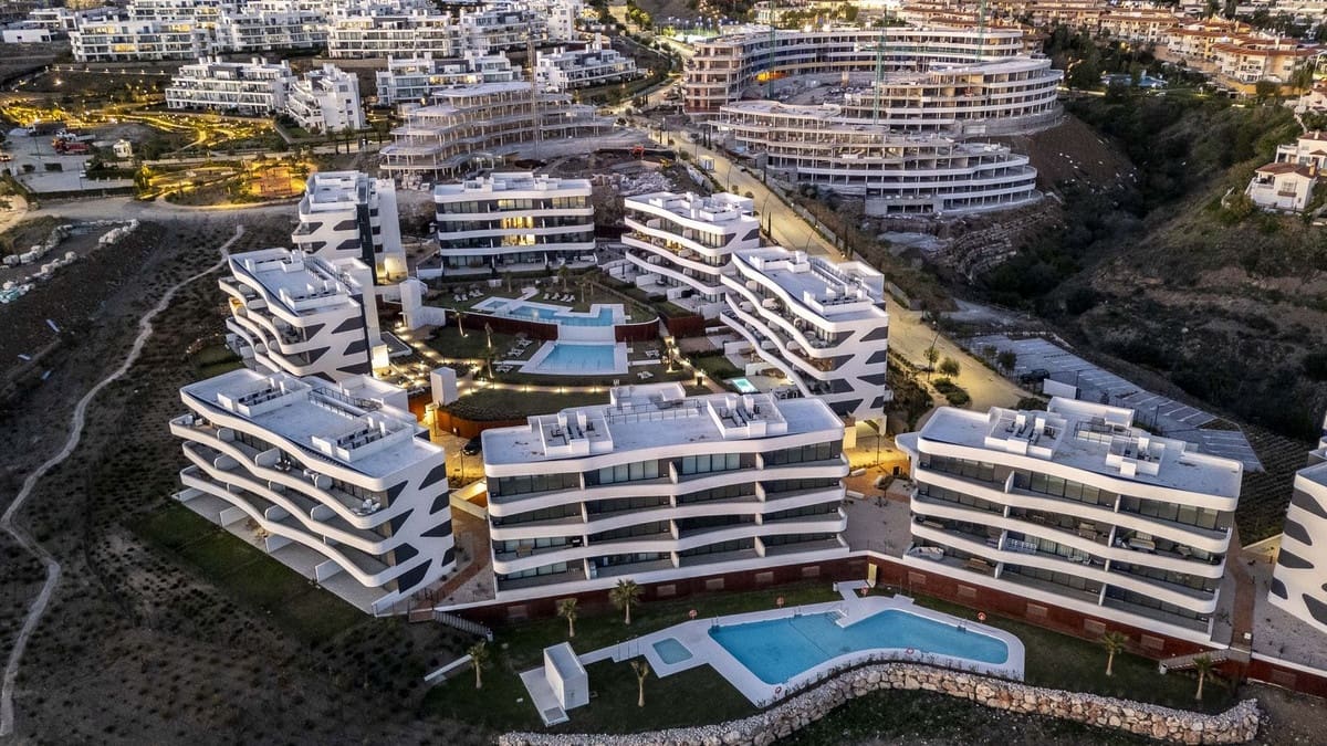 2 soveværelse Lejlighed til salg i Fuengirola - € 479.000 (Ref: 9928351)